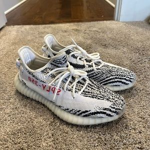 2017 Yeezy Boost 350 V2 'Zebra' (w/ box)